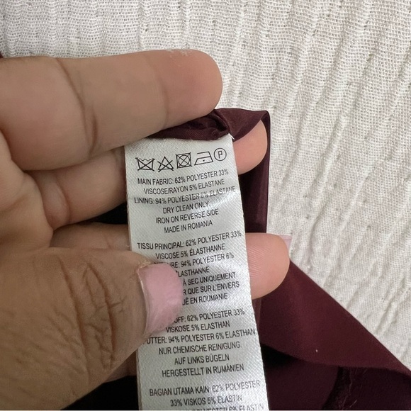 French Connection Burgundy Knee Length Zipper Back Dress | Size US 4 - Picture 4 of 6